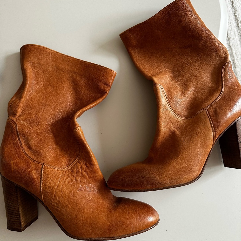 Women's Tan Leather Boots
